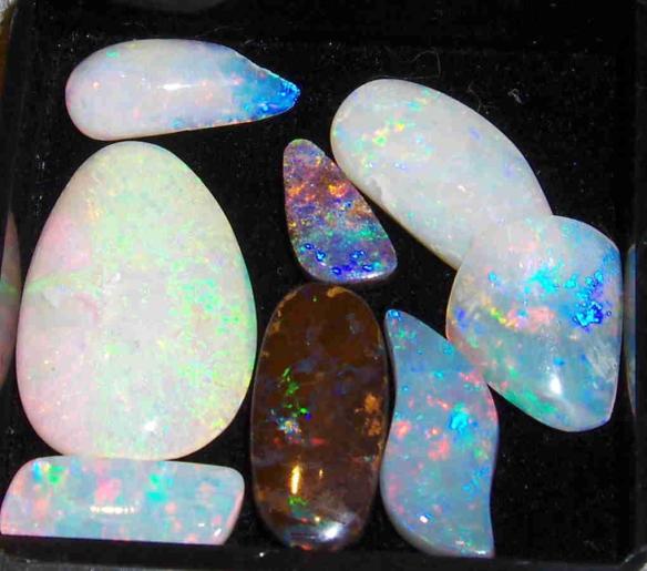 Opal-Gemstone-Review-15